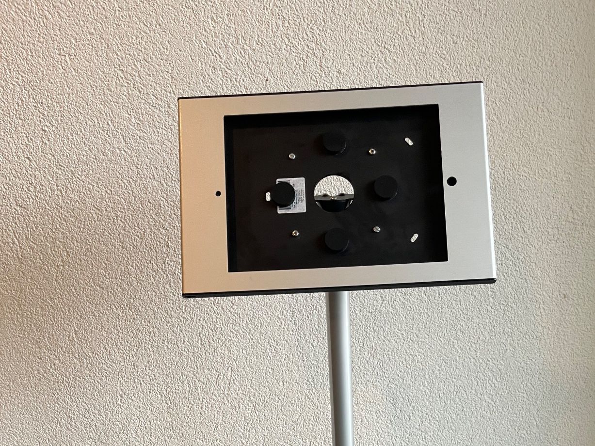 Supporti a parete: TabLock Vogel's Professional neuwertig iPad Halterung – Usato da Uster venduto da colmo 1