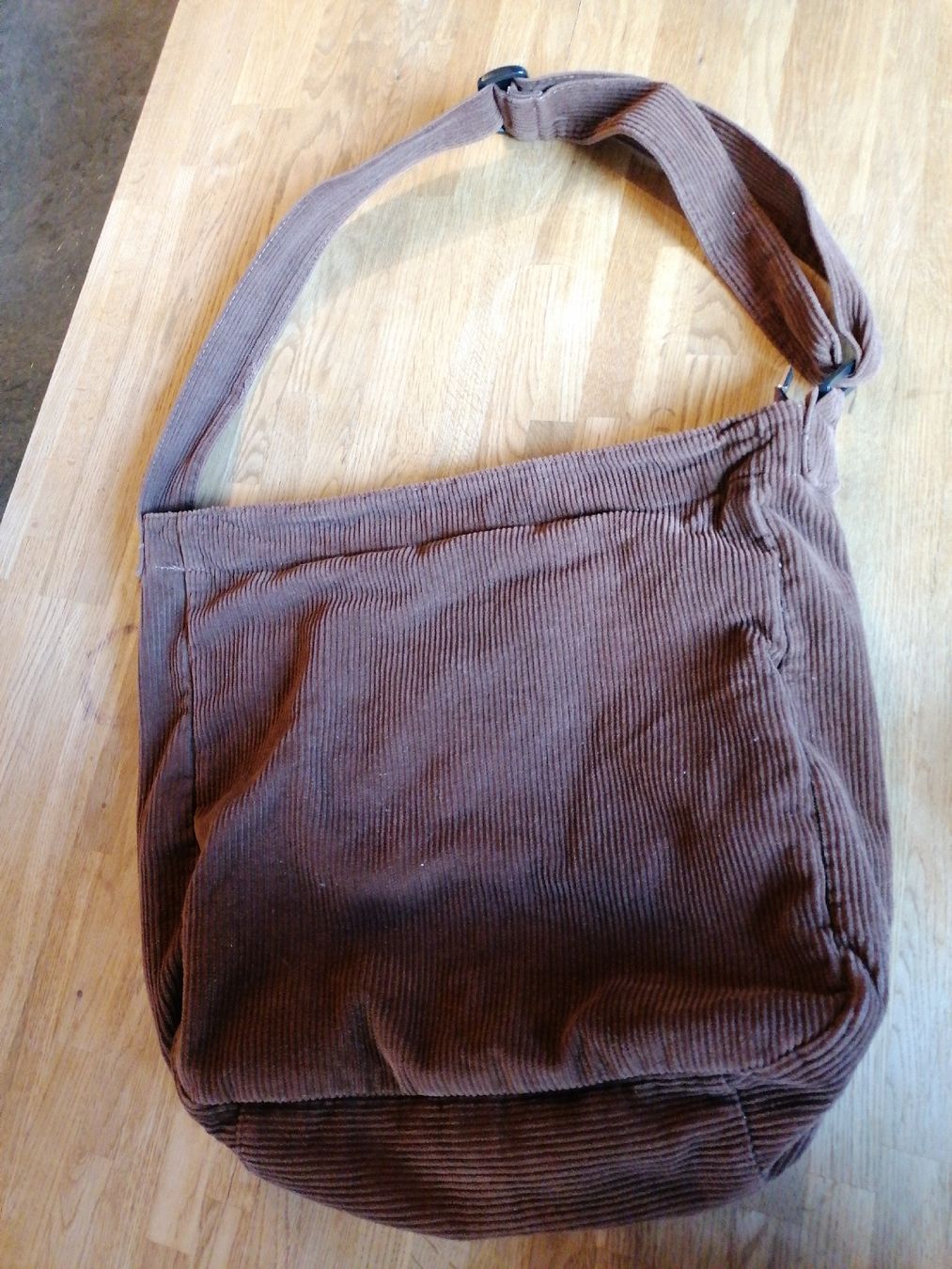 Taschen: Cordtasche braun – Gebraucht aus Leuk-Stadt von See_Lin 1