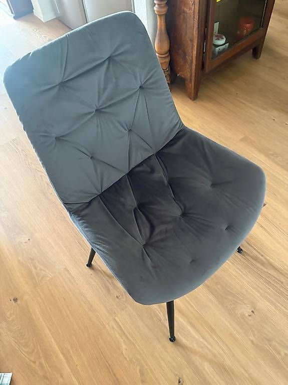 Chaises: Lot de 8 chaises – D'occasion à Renens VD par rac_wjn6 4