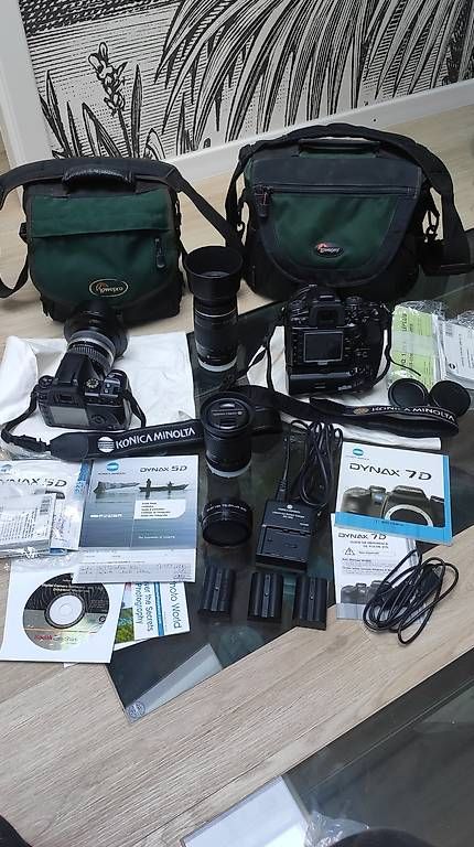 Minolta Fotocamera: 2 Réflex numérique Pro Konica Minolta + plusieurs objectifs – Usato da Pampigny venduto da nic_575j