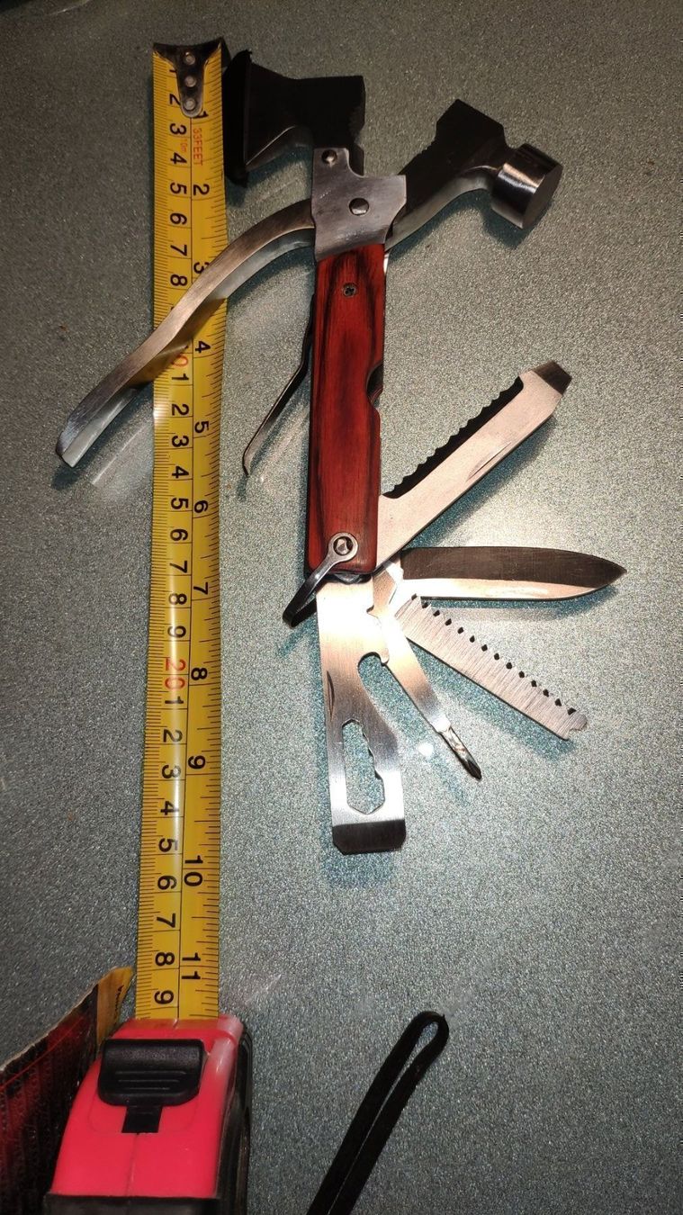 Coltelli tascabile: Multitool Taschentool mit Axt Hammer / Pince Multifonction – Nuovo e nell'imballaggio originale da Minusio venduto da graziano11 2
