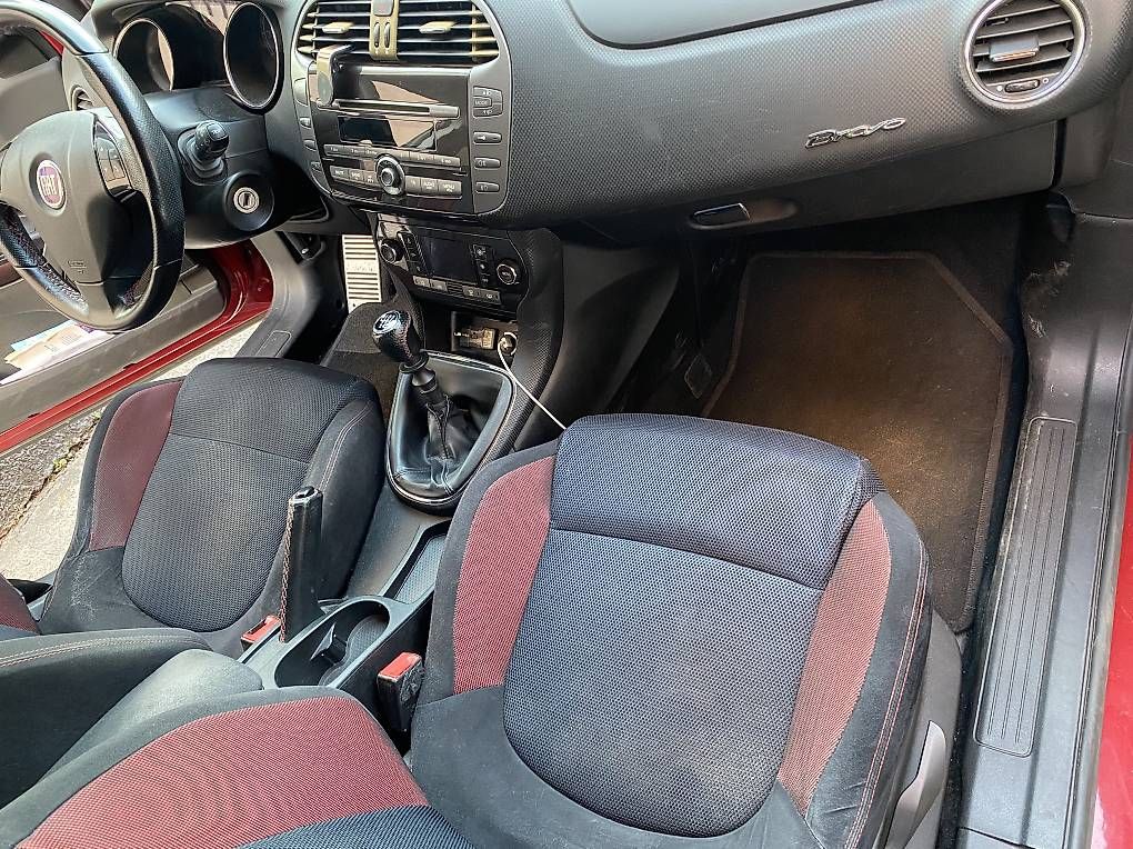 Automobili: FIAT Bravo 1.4 Turbo – Usato da St.gallen venduto da shepon 4