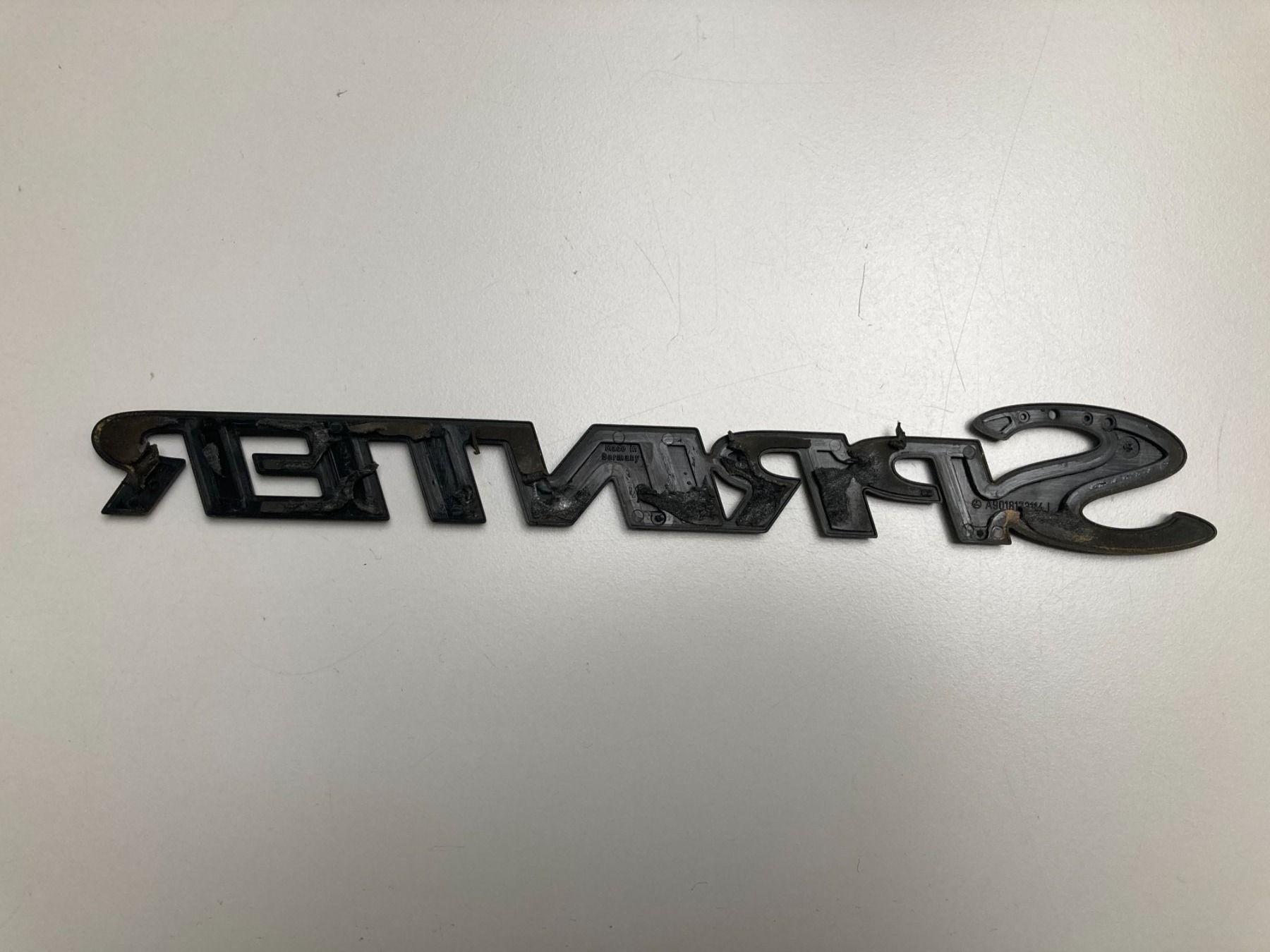 Mercedes-Benz Tutti pezzi di ricambio auto: Mercedes Benz Sprinter 4x4  Schriftzug – Usato da Cham venduto da WB2223 1