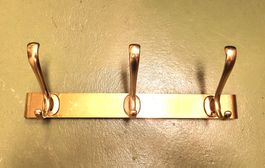 Goldene Garderobe Metall robust