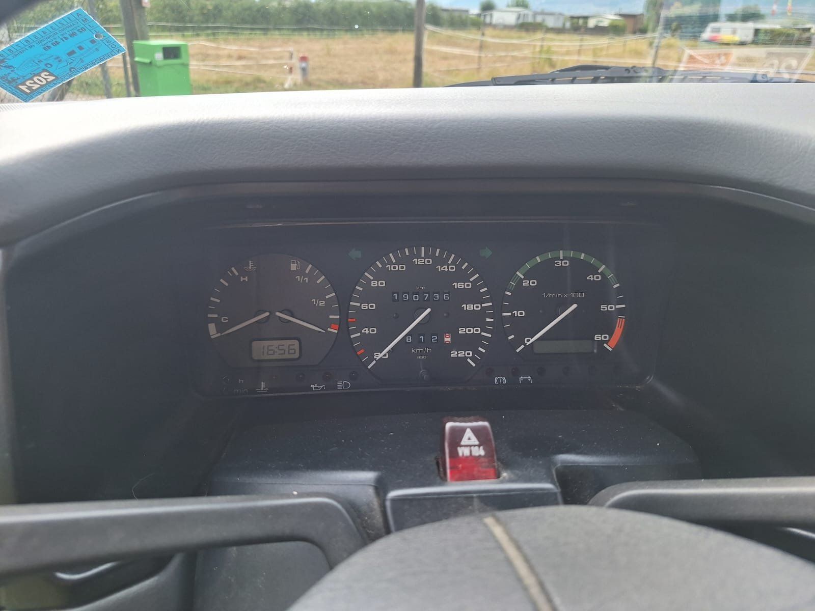 VW Camping Fahrzeuge: VW T4 Multivan Camper – Gebraucht aus Gerolfingen von Seehof25 4