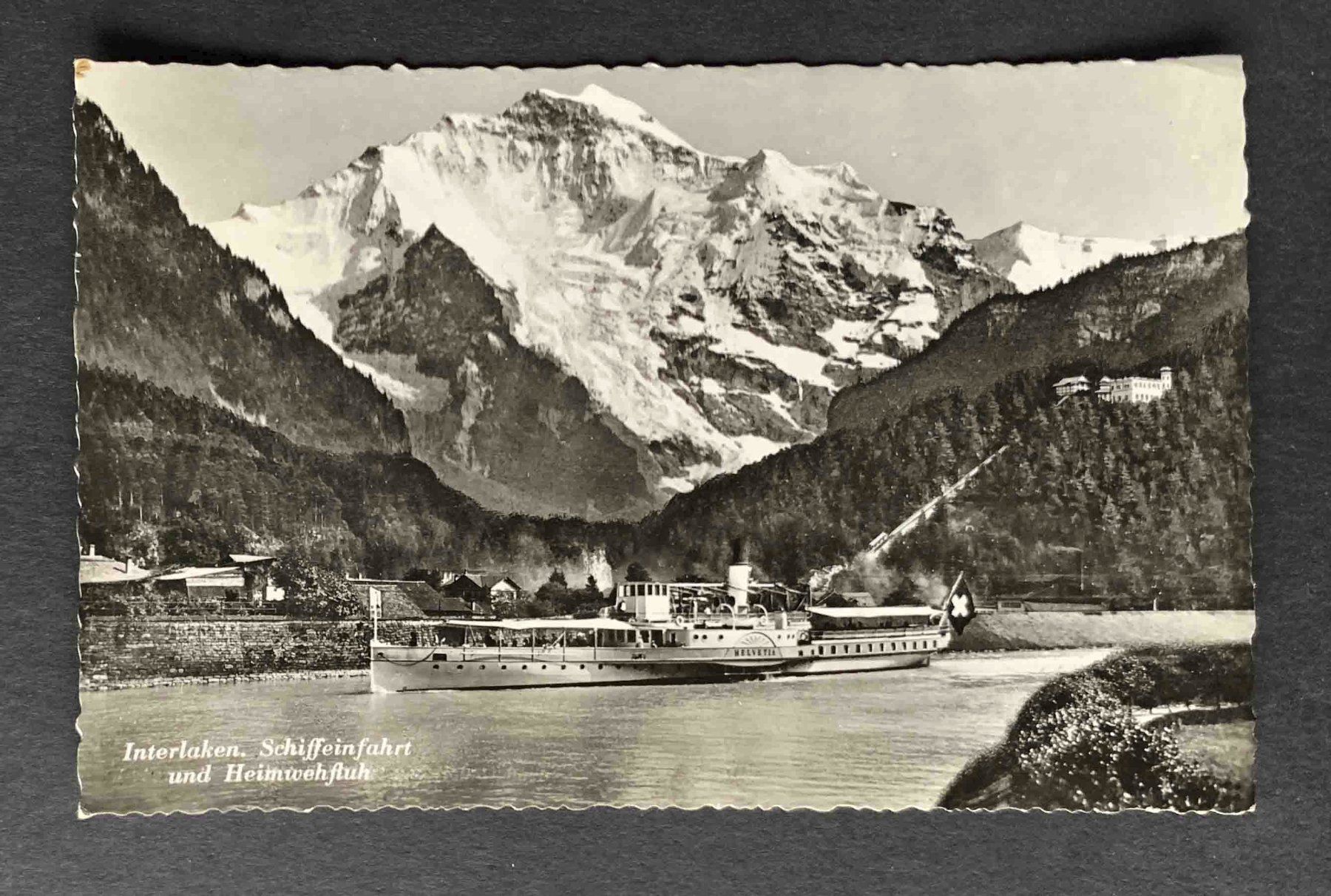 Cartoline postali: AK Interlaken Schiffeinfahrt und Heimwehfluh – Usato da Goldau venduto da artelier1