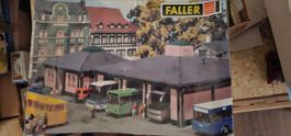 Faller 130963 Busreise-Unternehmen Bausatz H0