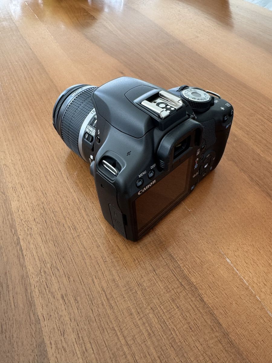 Canon Fotocamera: Canon EOS 500D Kamera mit Zubehör – Nuovo (secondo la descrizione) da Bassersdorf venduto da Aquarius89 2