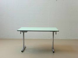 Praktischer Türkis/grüner Kelko Klapptisch
