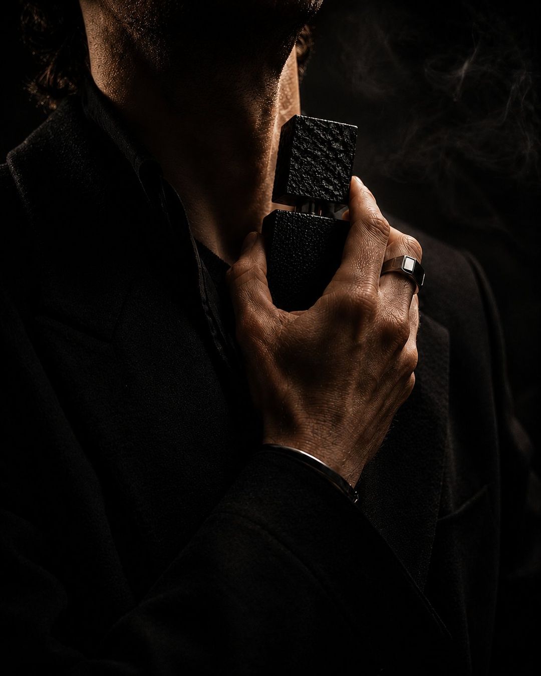Profumi & Eau de Toilette: Ennui Noir Duftprobe 5ml – Nuovo (secondo la descrizione) da Aesch BL venduto da VERIEL.ch 1