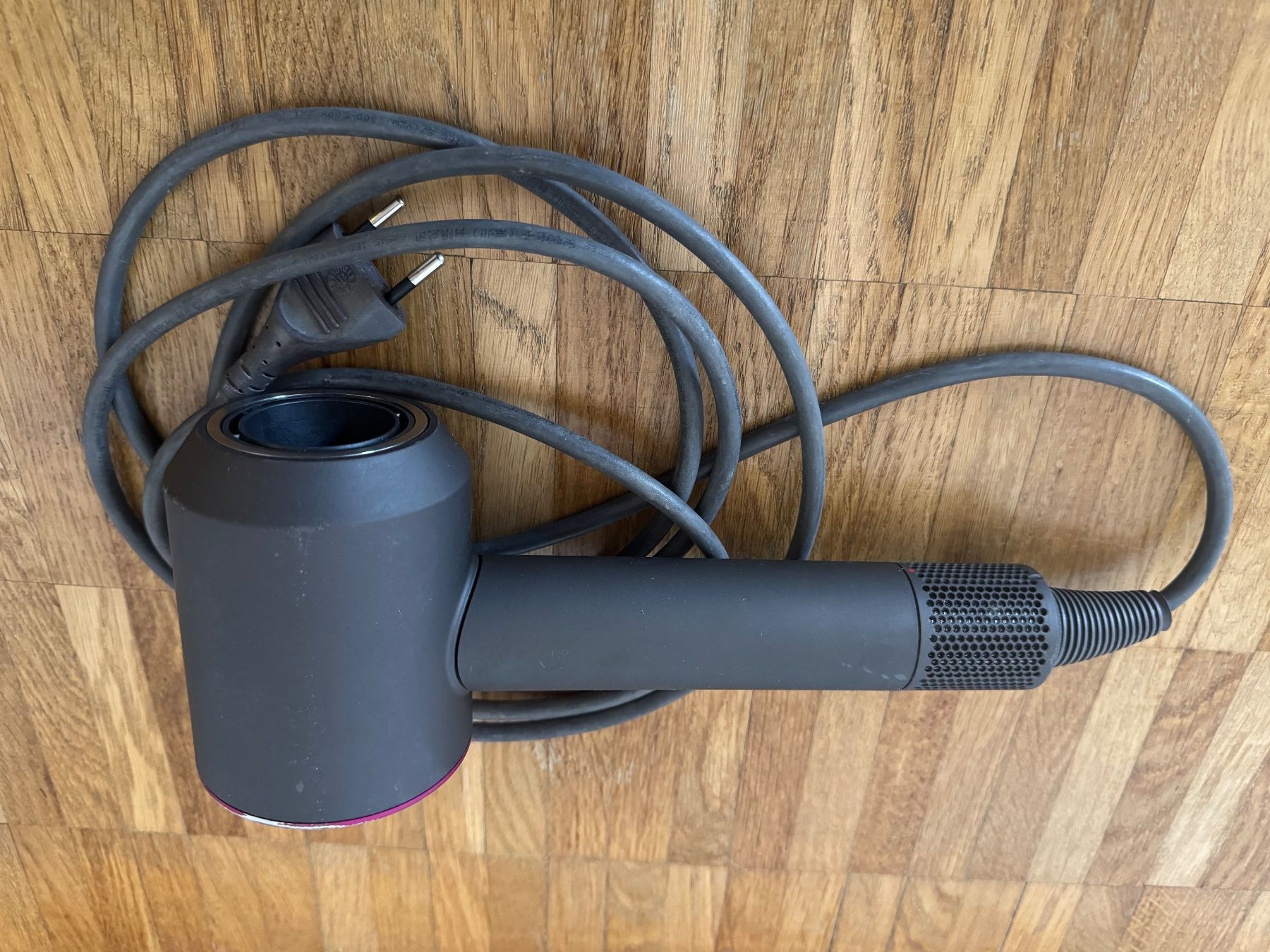 Dyson Asciugacapelli: Dyson Föhn – Usato da Zürich venduto da Joa_27d6 3