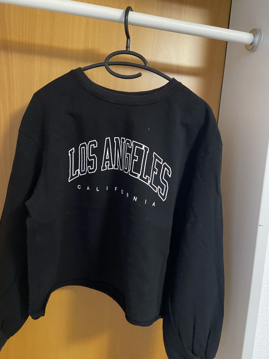 Pulls & Sweat-shirts: Pullover – Neuf (Voir description) à Ausserberg par ani_7jqv