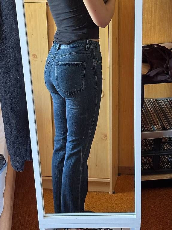 Jeans: Jeans bootcut bleu foncé – D'occasion à Yvorne par mel_wic 2