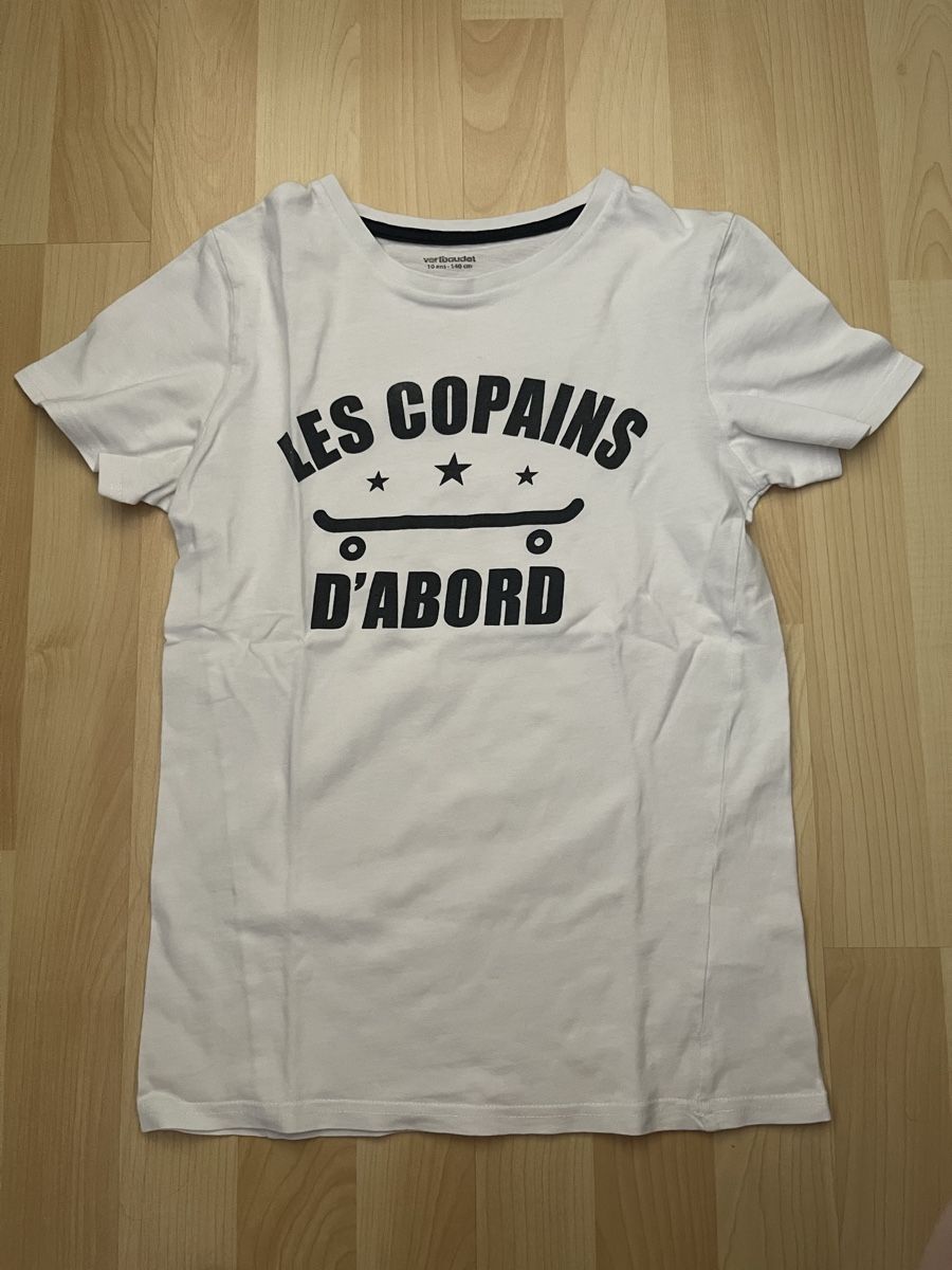 Vertbaudet Chemises, T-shirts & Polos: 2x T-Shirts Motiv Print  – D'occasion à Emmenbrücke par vic_nx9v 2