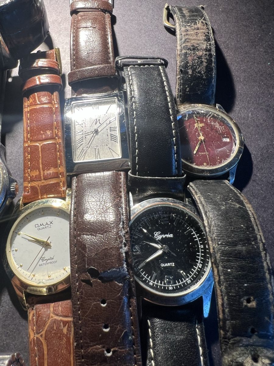 Orologi: Uhren für Bastler – Usato da Laufen venduto da groove60 3
