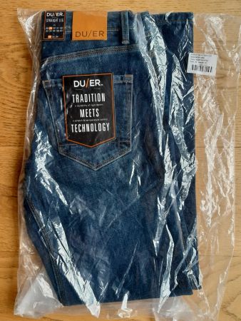 DU/ER Performance Denim Straight (29/30) - Jeans Neuf