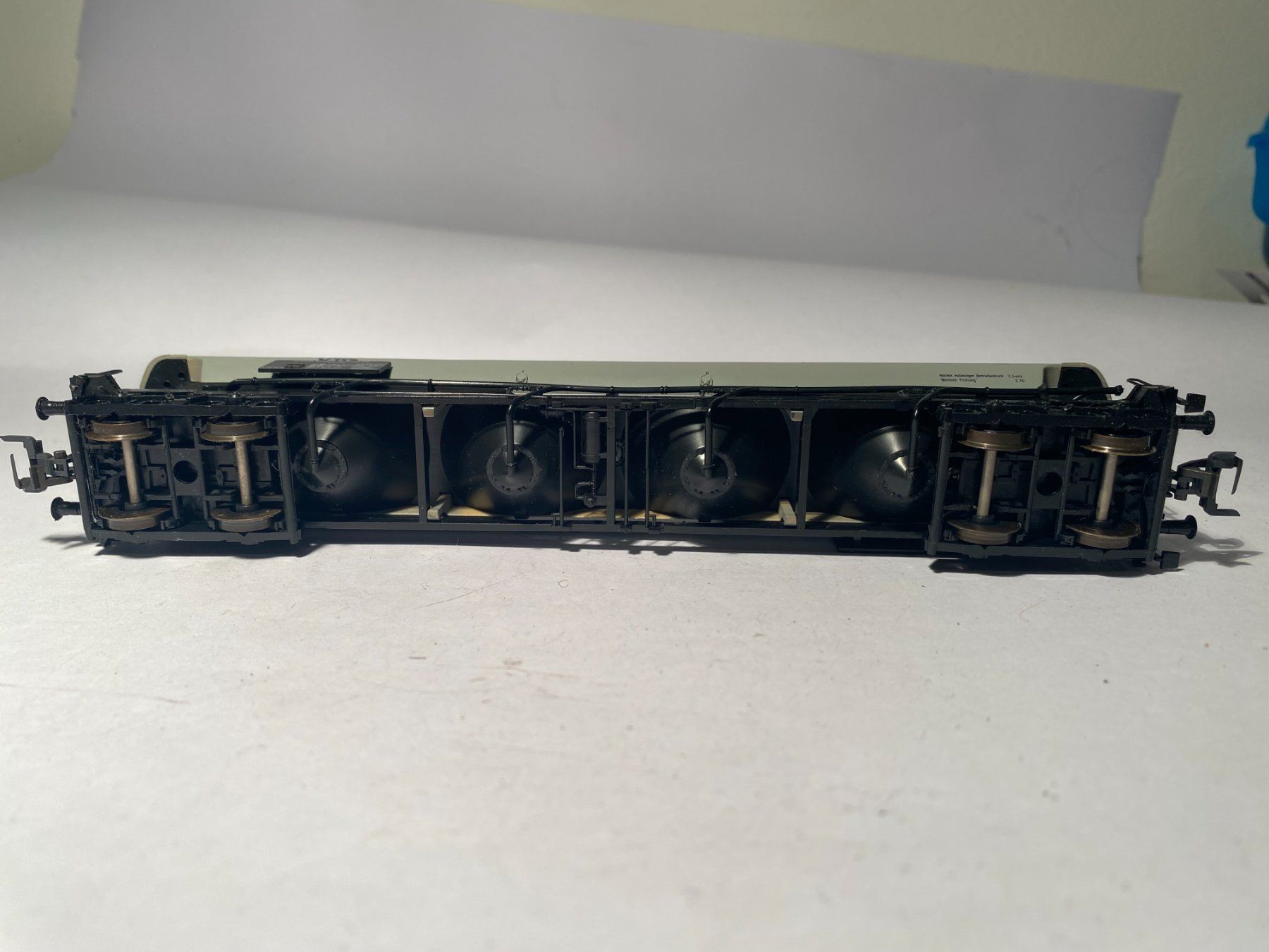 Roco Modellini di ferrovie: ROCO, Silowagen VTG grau, DC Achsen – Usato da Buchrain venduto da Modellbahn11 5