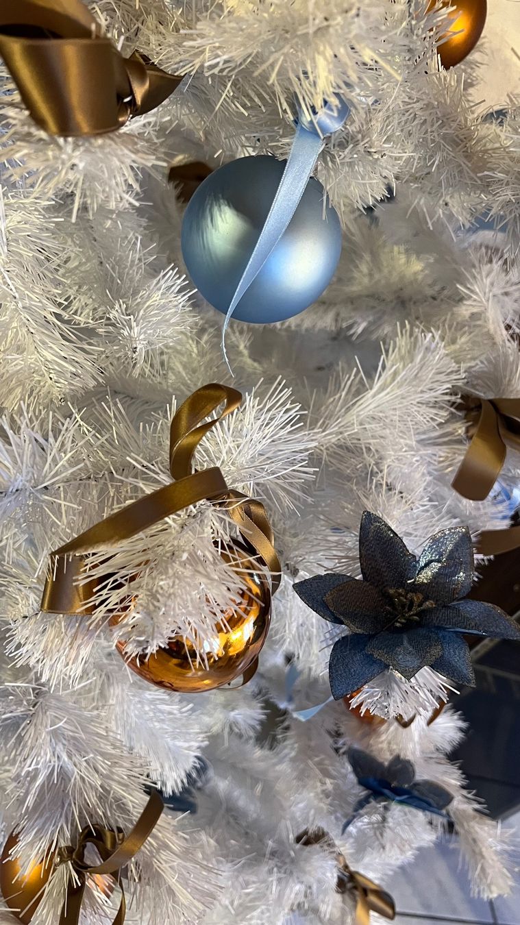 Tutte le decorazioni: Weihnachtsbaum weiss mit Dekoration, NEU – Nuovo (secondo la descrizione) da Schübelbach venduto da Dolly990_2 1