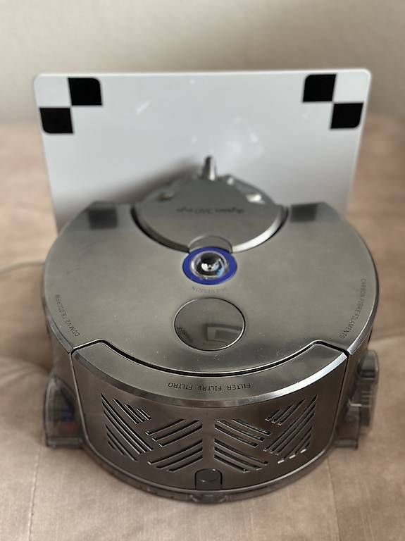 Dyson Aspirapolveri & Accessori: Dyson 360 Eye Staubsauger Roboter – Usato da Basel venduto da gue_d7dq 1