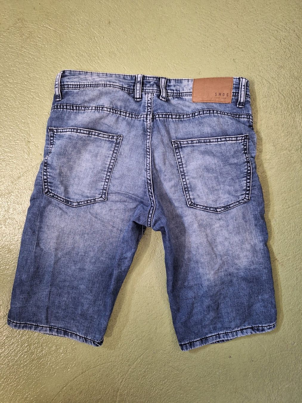 Pantaloni: Jeans Shorts – Usato da Niederglatt ZH venduto da Bobsli 2