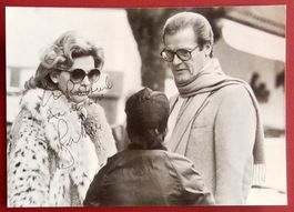 Roger Moore 1927-1917 Autogramm signiert Foto 13x18cm