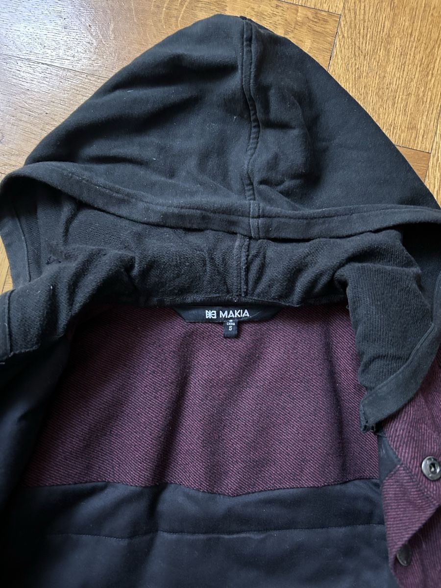 Giacche: Veste homme à capuche, bordeaux, S – Usato da Genève venduto da NipponiaNippon 6