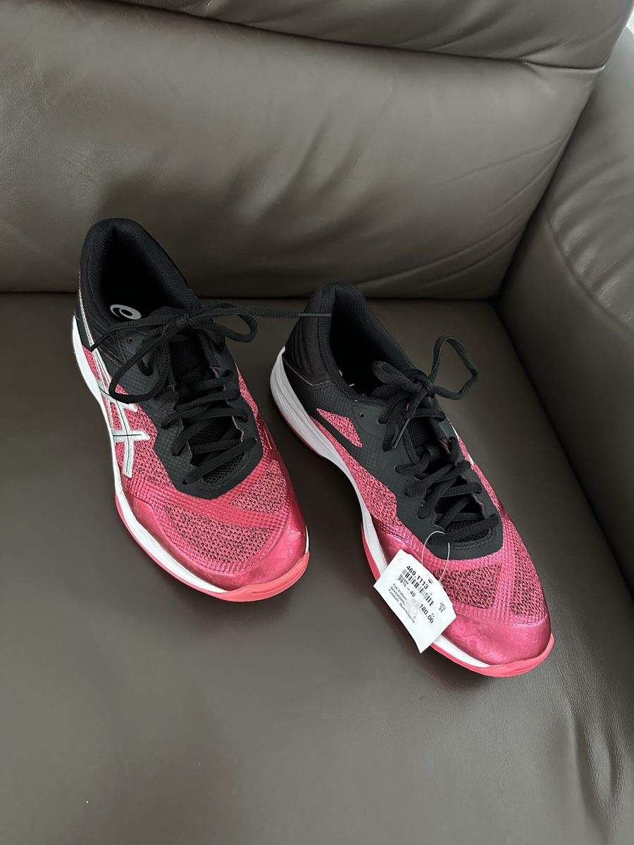 Damenschuhe: Asics Sportschuhe Neu – Neu (gemäss Beschreibung) aus Horw von slavi77 8
