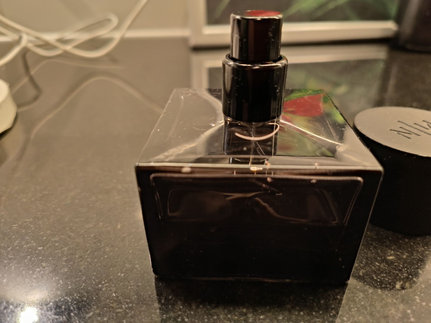 Profumi & Eau de Toilette: New Notes Rosa Limone EDP 50ml – Usato da Carouge GE venduto da pro_8k9d 8