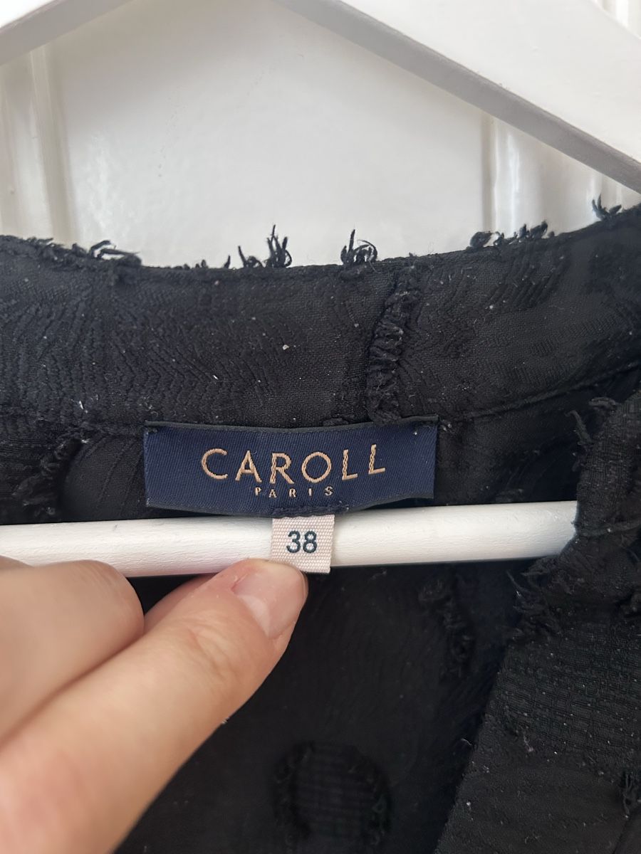 Caroll Camicette: Caroll, Blouse noire florale, Taille 38 – Usato da Genève venduto da Sarahchge 3