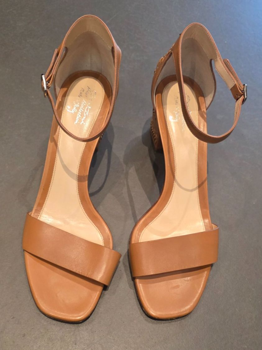 Santoni Damenschuhe: Santoni Calypso Sandale – Gebraucht aus Zürich von ANU-AnimalsNeedUs