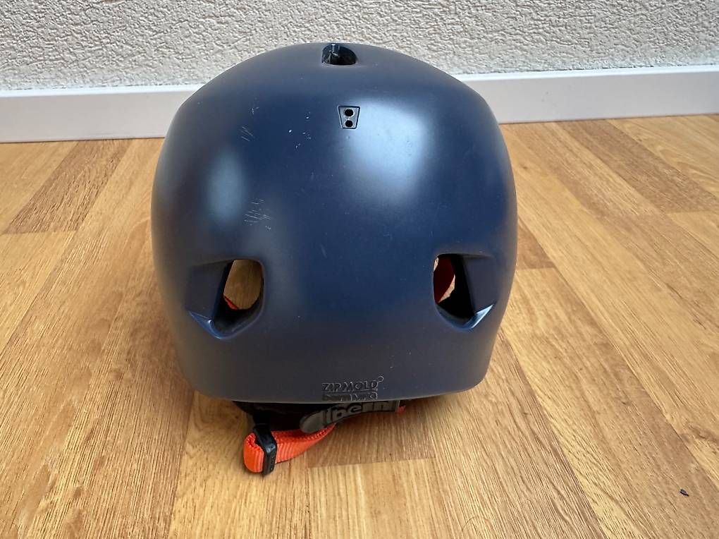 Caschi: Skihelm schwarz/dunkelblau – Usato da Rombach venduto da mares484 1