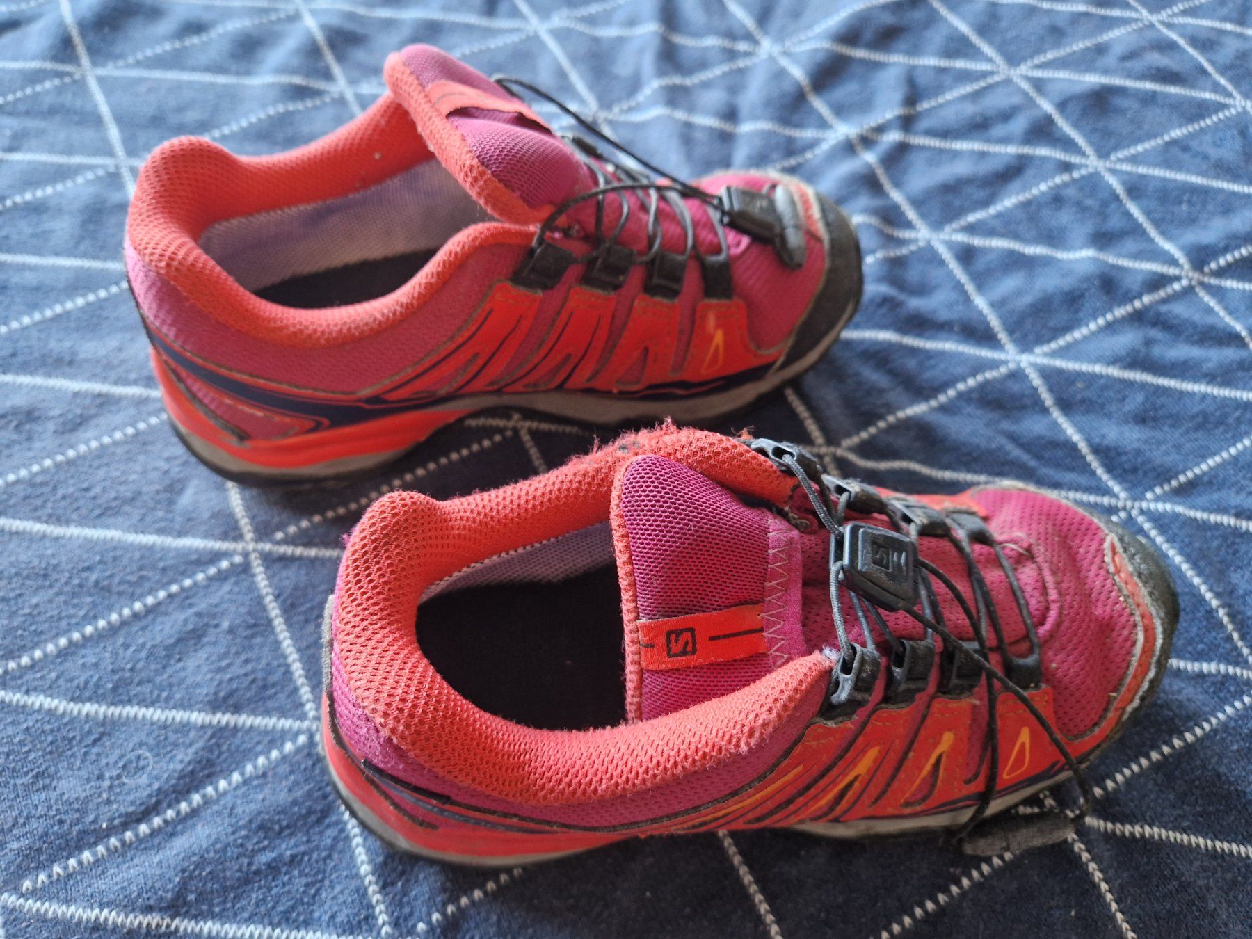 Salomon Scarpe per ragazzi: Salomon Trekking Schuhe pink 31 – Usato da MUEHLAU venduto da ibo_5c7d 1
