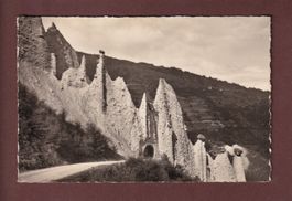 EUSEIGNE - Les Pyramides