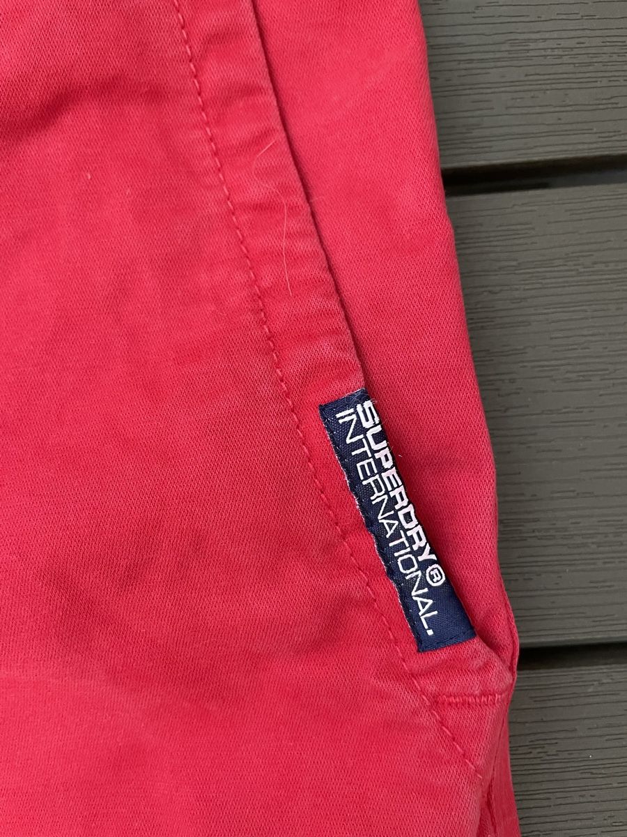 Superdry Pantaloni: Superdry Shorts Size S – Usato da Uznach venduto da Player6 3