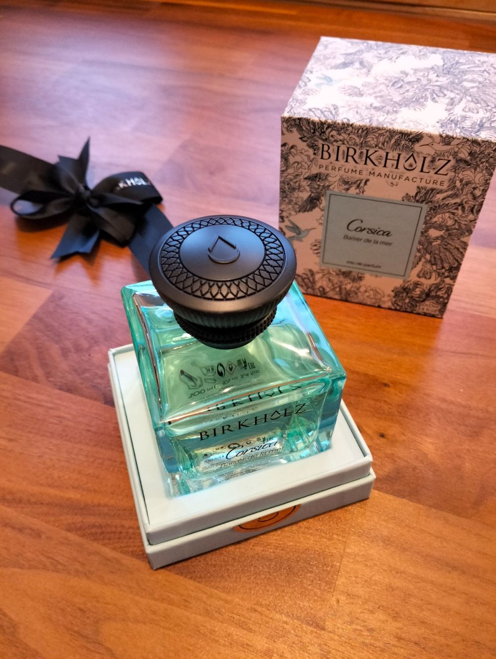 Parfum & Eau de Toilette: Corsica - Baiser de la mer – Gebraucht aus Sempach von Man14Bi