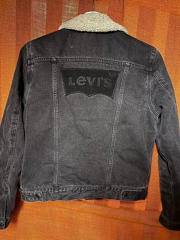 Levi's Giacche: Gefütterte Levi’s Jacke – Usato da Winterthur venduto da OliviaC5 1