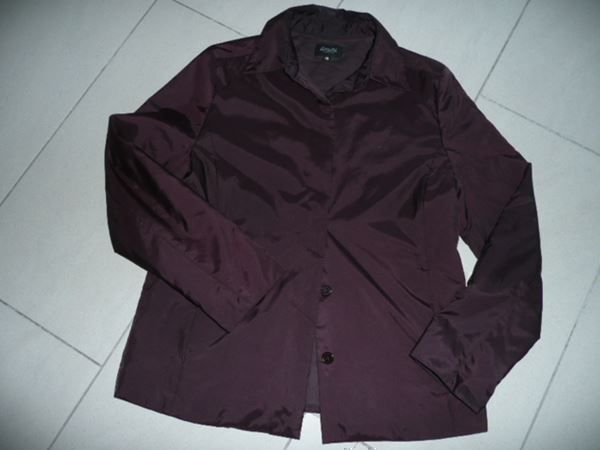 Giacche: Softshelljacke in dunkelrot leicht – Usato da Zug venduto da falama