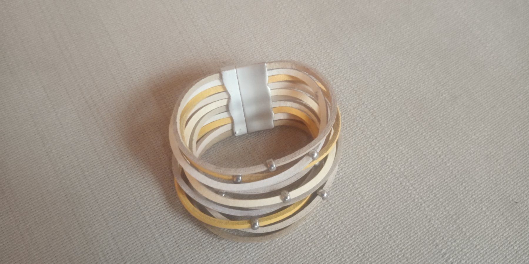 Bracciali & Braccialetti: Bracelet cuir ou imitation cuir avec perles – Usato da Montreux venduto da Art_et_antiquites 6