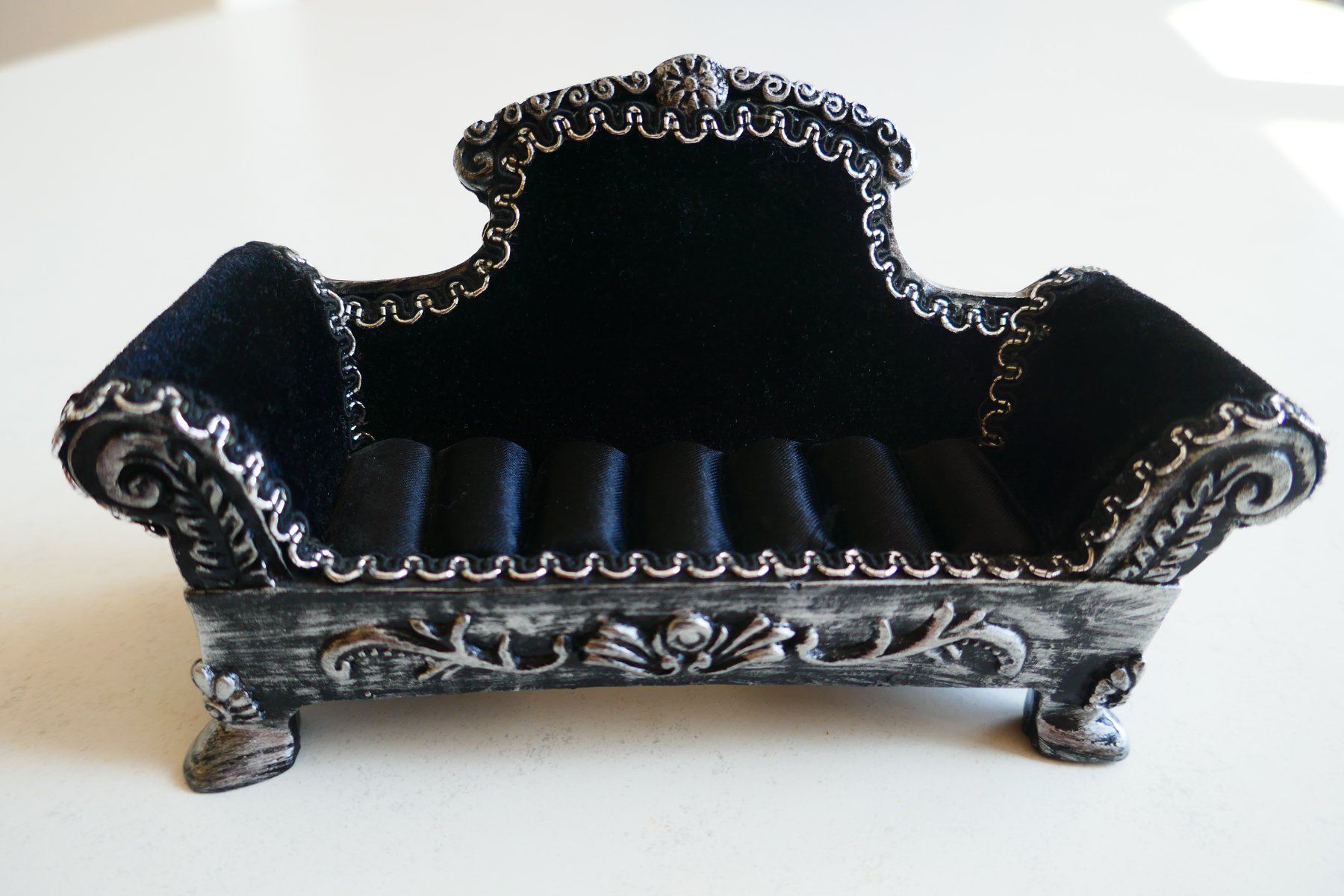 Anelli: Fingerring-Sofa Neu ! Nostalgisch – Nuovo (secondo la descrizione) da Tegerfelden venduto da X-Truck
