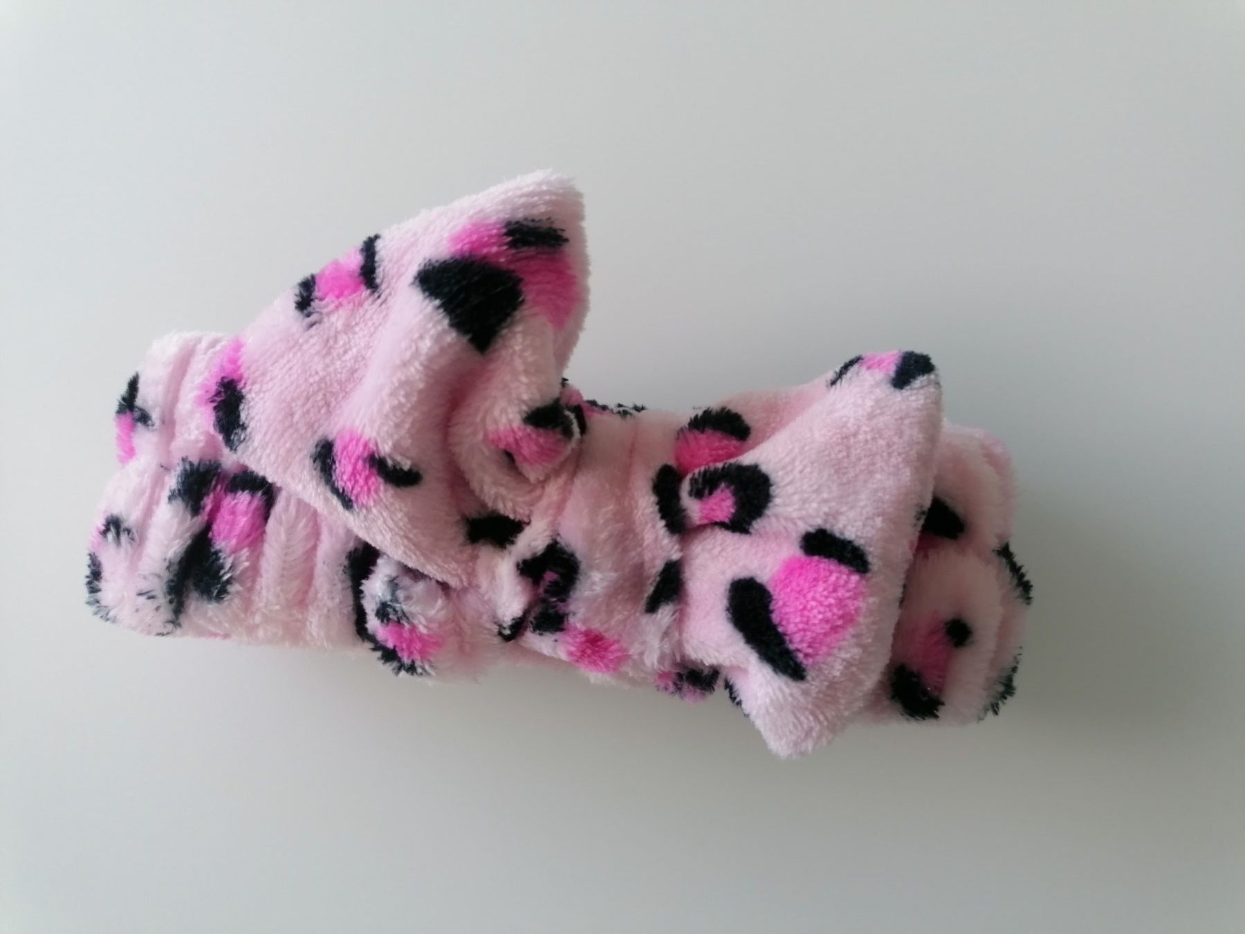 Hüte, Mützen & Caps: TOP-ZUST: flauschiges Stirnband onesize – Gebraucht aus Uster von Smilla07