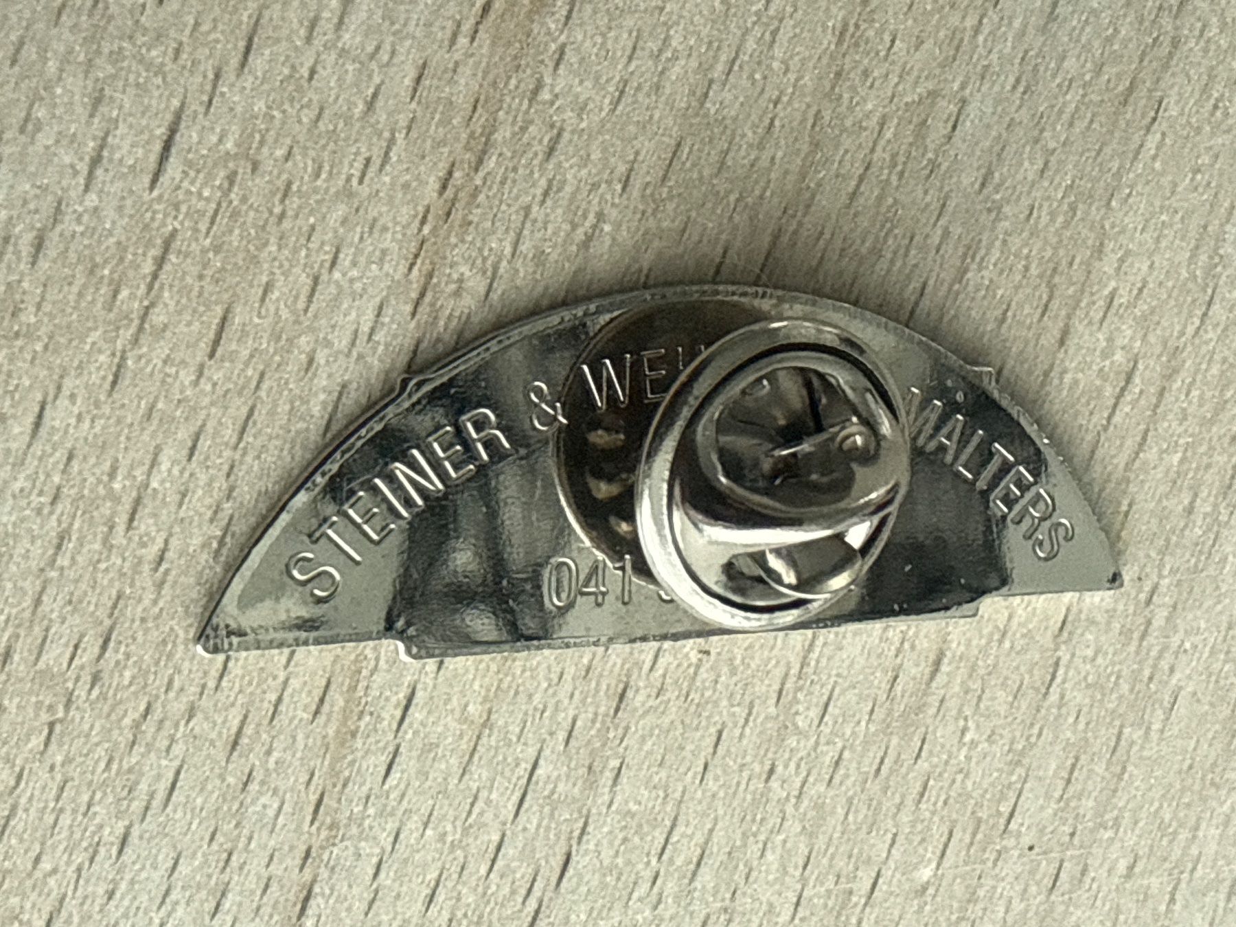Plaquettes & Badges: Pin  Cel Corn – D'occasion à Glattbrugg par Schweigmatt 1