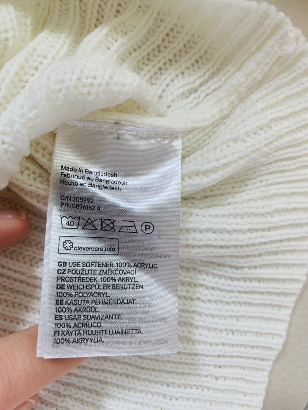 H&M Pulls & Sweat-shirts: H&M Mid-season crop pullover 38/M – D'occasion à Zürich par Angela_Fashion_Lover 4