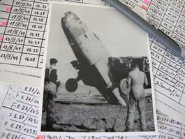 Dübendorf 1945 Eine B - 24  wird ausgeschlachtet