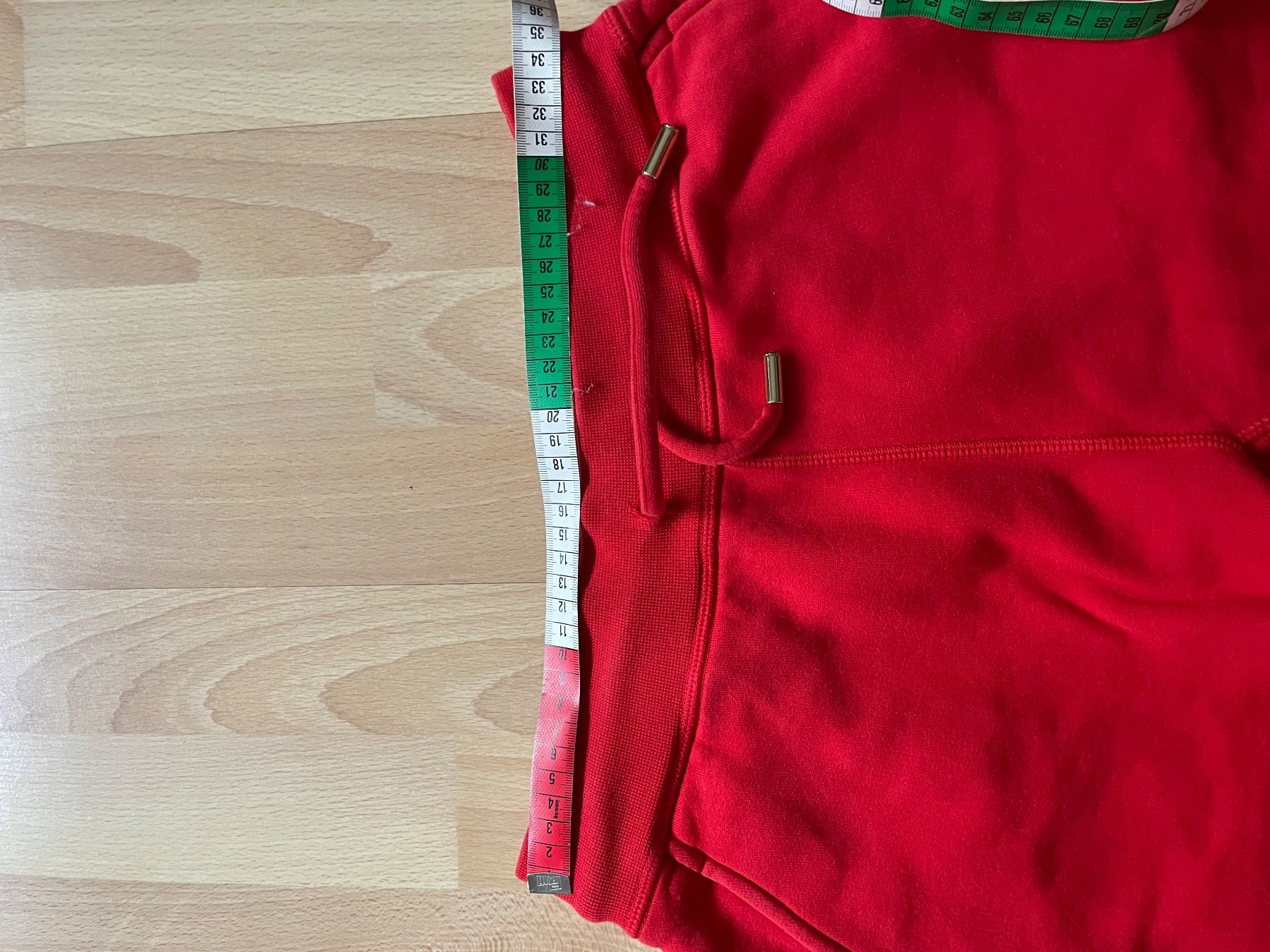 Dsquared2 Hosen: Dsquared Jogging Hose – Gebraucht aus Zunzgen von mel_y6w2 7