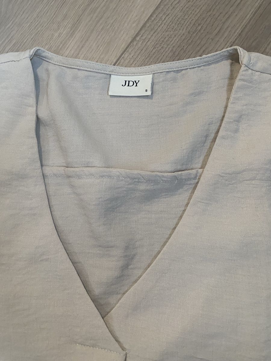 T-shirts: T-shirt / blouse – Neuf (Voir description) à Develier par lili_1 1