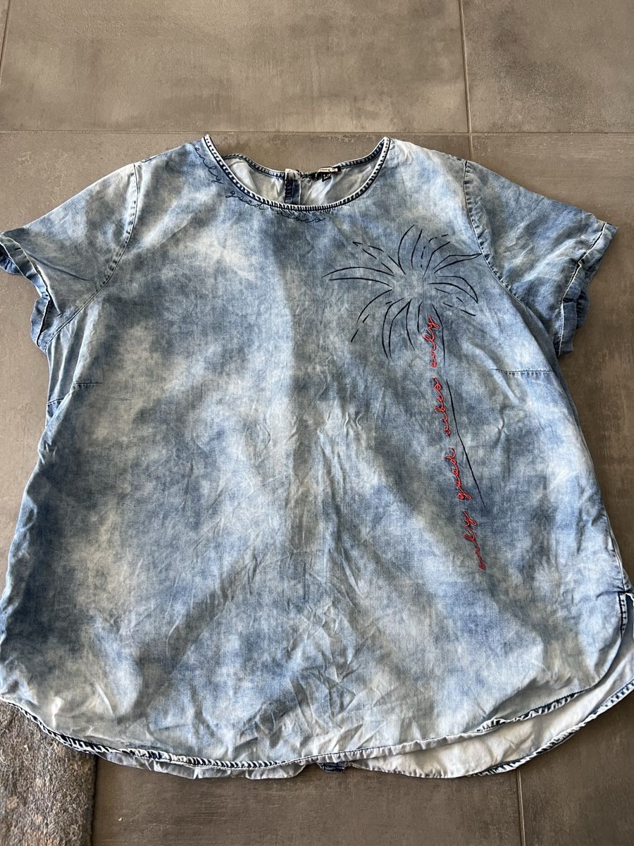 Blusen: Blouse Kenny’s 48 – Gebraucht aus Tavannes von flodoc