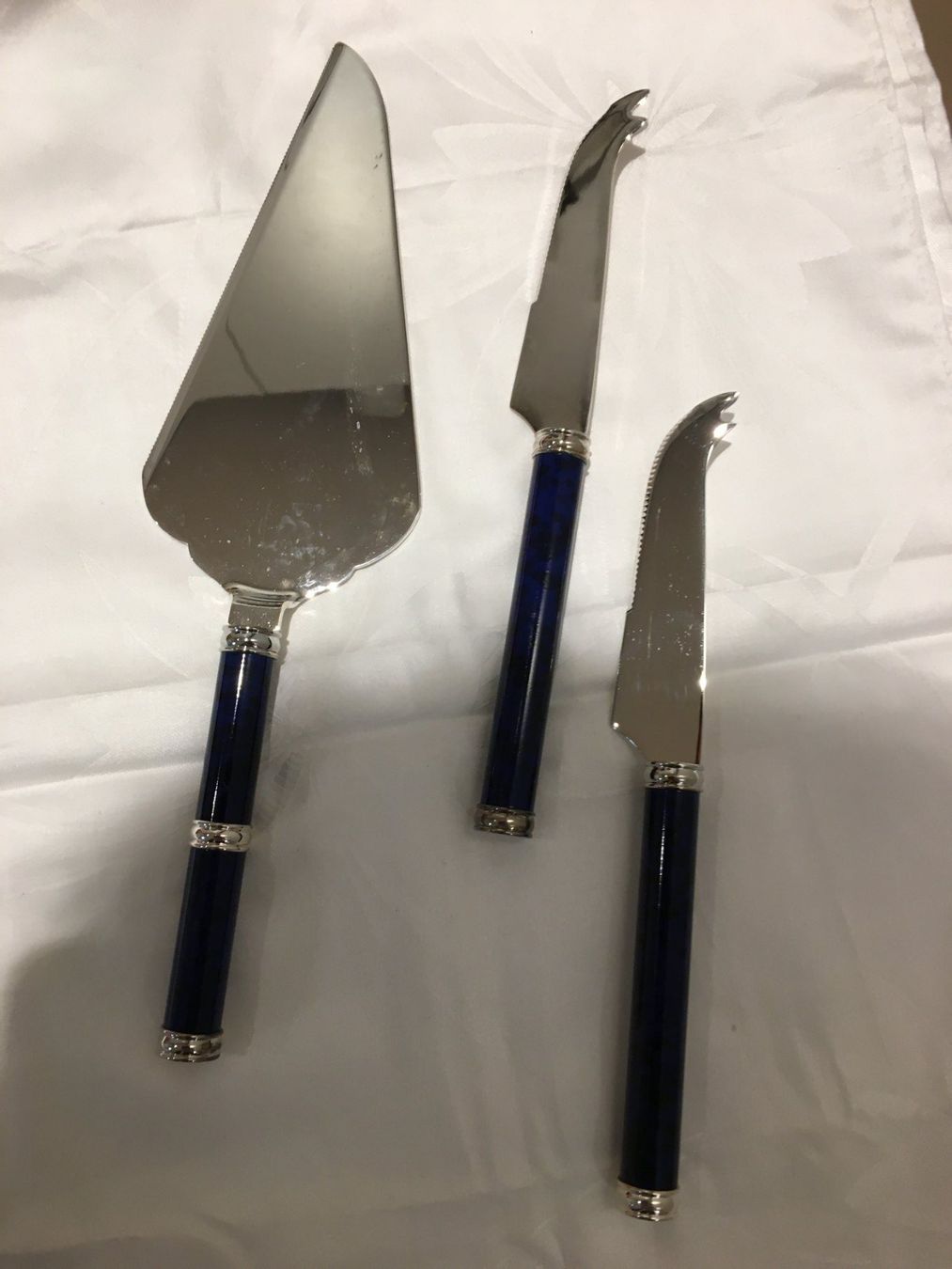 Piatti di portata: Servierplatte Glass versilbert Metall, Durchmesser 32 cm,NEU – Nuovo e nell'imballaggio originale da Heerbrugg venduto da dwfg 6