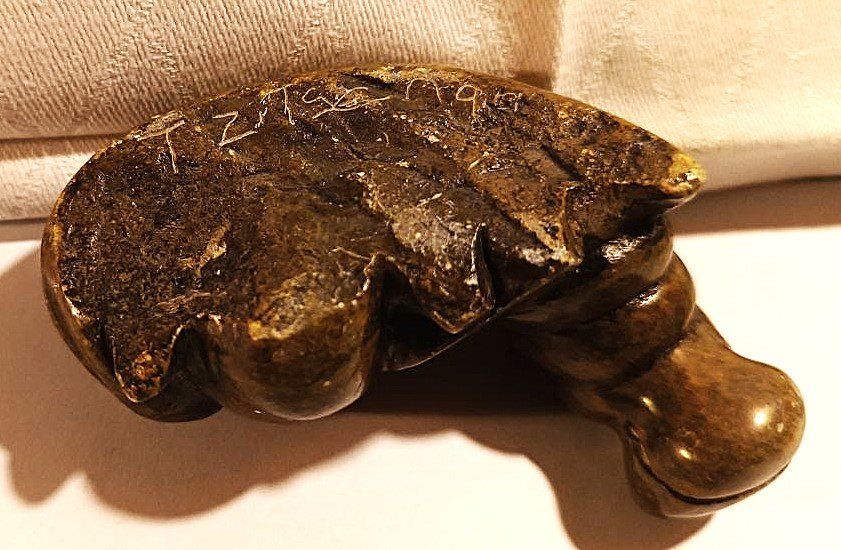 Figuren: Süsses Flusspferd, handgeschnitzt, Speckstein Figur Deko – Gebraucht aus Dürnten von Winundmehr 2