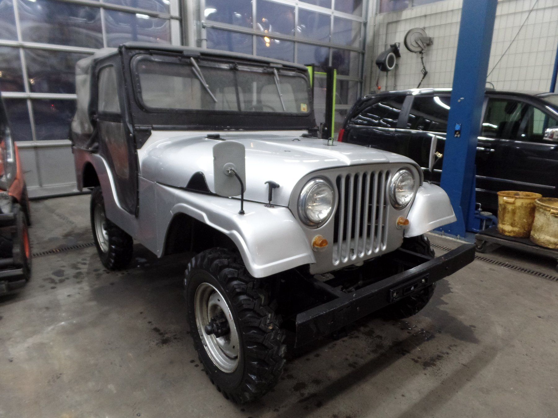 Jeep Automobili: Jeep Willys Universal CJ – Usato da Küssnacht am Rigi venduto da Locki71 1