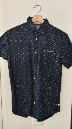 Kurzarmhemd JACK&JONES dunkelblau Grösse S neuwertig